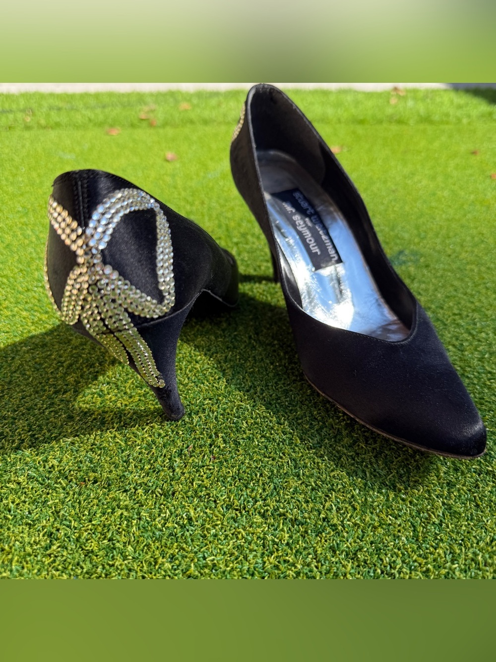Vintage Stuart Weitzman Mr Seymour Black Satin Rhinestone Pumps Heels Sz 7
